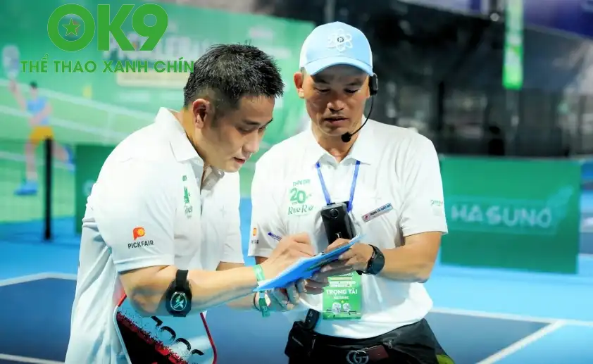 Trọng tài sử dụng camera đeo người do MK Vision cung cấp trong các trận đấu Trọng tài sử dụng camera đeo người do MK Vision cung cấp trong các trận đấu